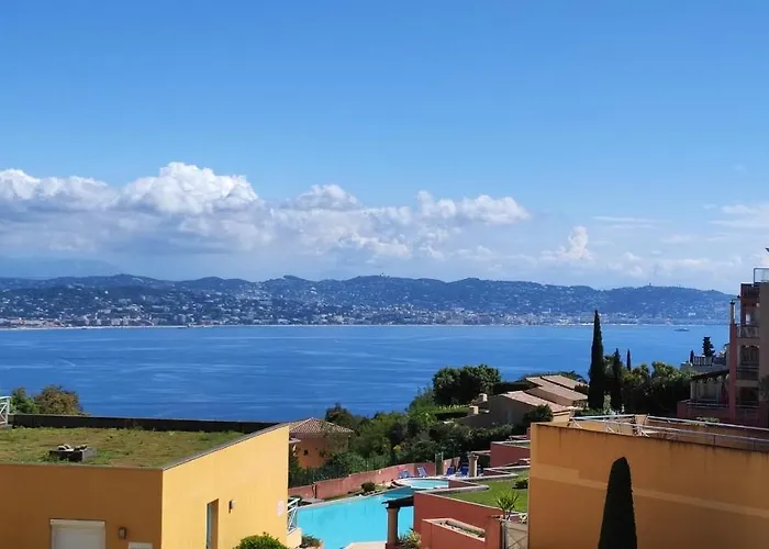 Victoria - Les Cles De L\'Esterel